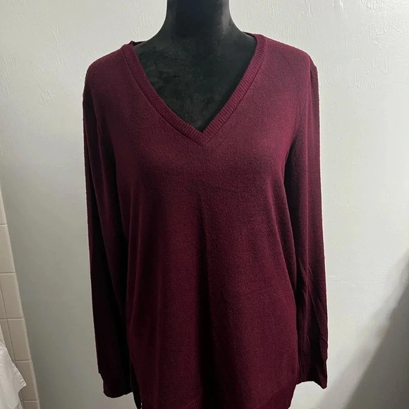 Oversized Lucky 🍀 Brand V-Neck sweater - Picture 1 of 8